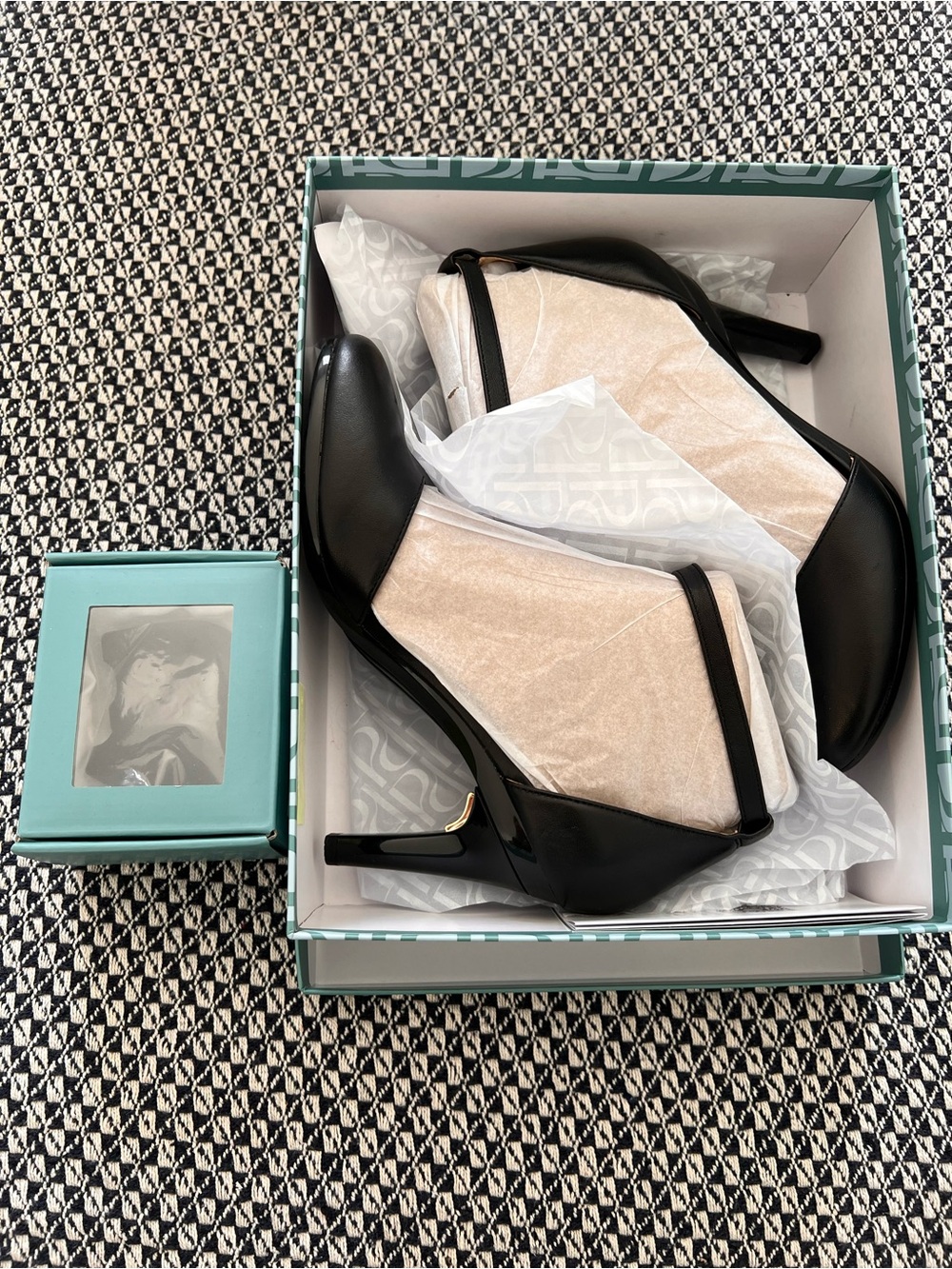 Pashion Footwear The Jocelyn - Coal Leather + Stiletto Heel Kit 4 Coal - Picture 2 of 7